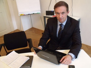 TÉMA TÝDNE: Spotřebitelé si zaslouží ochranu. Před svými samozvanými ochránci